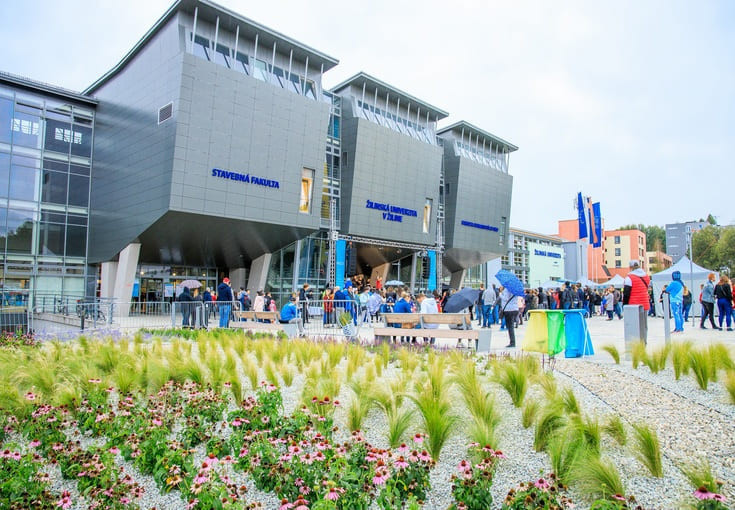 История Жилинский университет в Словакии