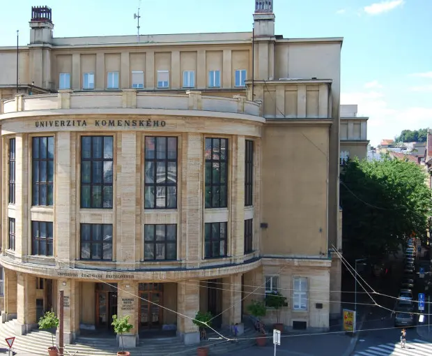 Історія Університет Коменського в Братиславі 