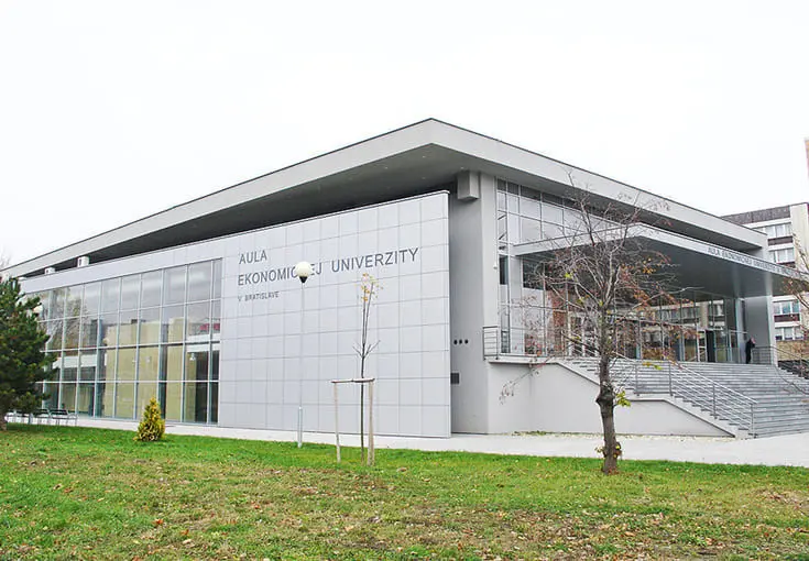 Економічний університет в Братиславі